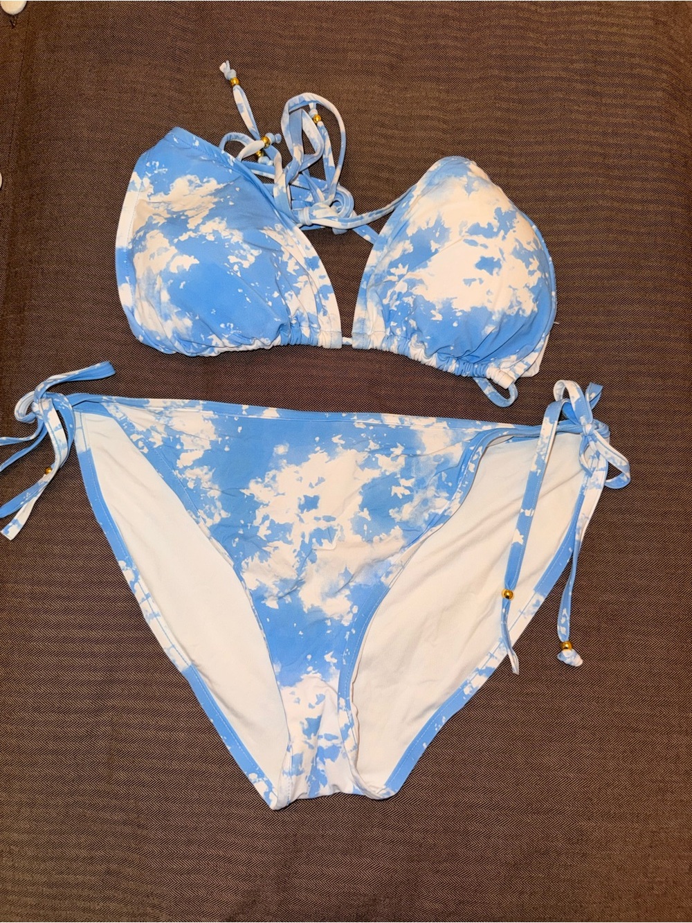 Vineyard Vines Blue and White Tie-Dye Bikini Bottoms